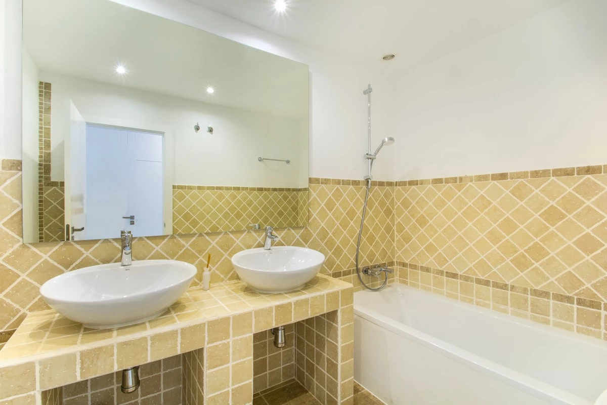 9-467d0cee5b725f3ef65f102a0c2e69c0