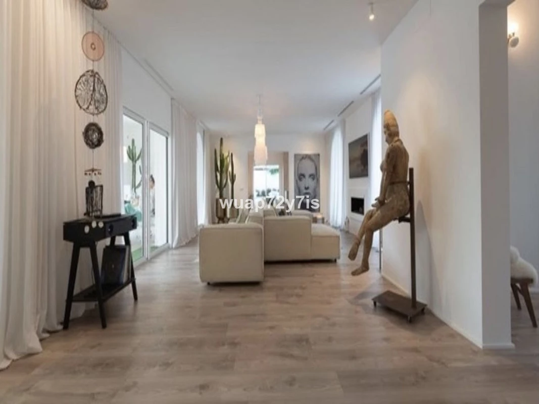 7-aa4cc561180b369757c0bb4af9886cd3