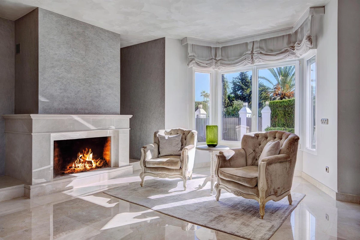 2-5bd7b9d04b45e33852eaf0ec6670150d