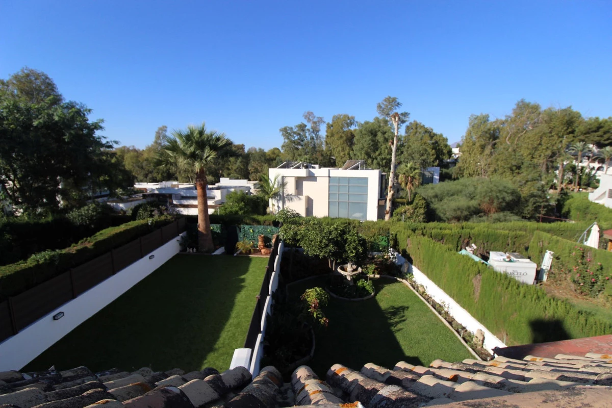 8-e64a9055bba3e77ac8aca3b893cdf826