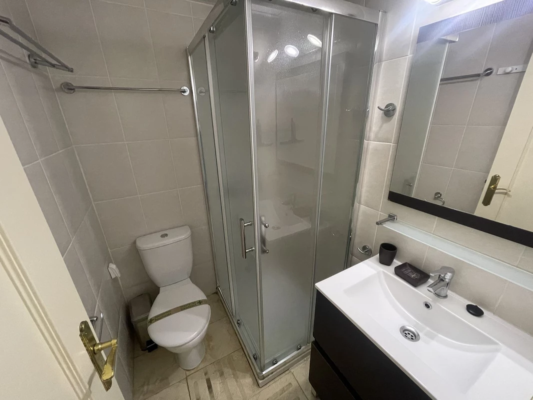 8-e64a9055bba3e77ac8aca3b893cdf826