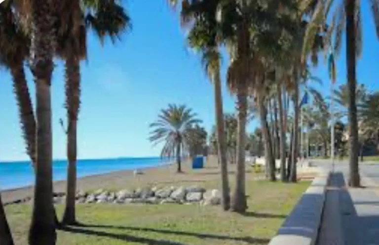 R5234701 | Middle Floor Apartment in Marbella – € 775,000 – 3 beds, 2 baths