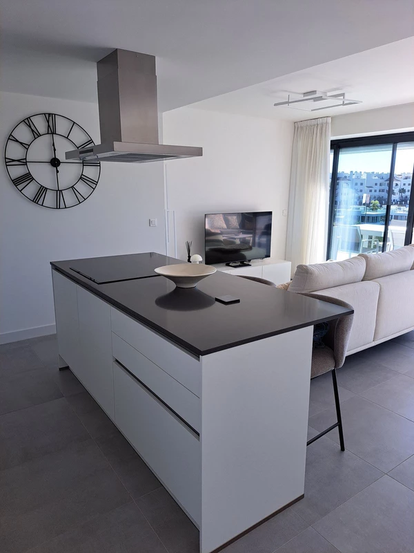 7-aa4cc561180b369757c0bb4af9886cd3