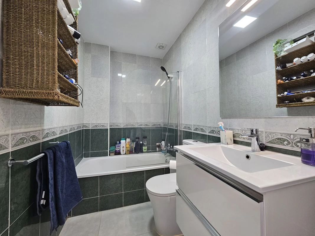 9-467d0cee5b725f3ef65f102a0c2e69c0