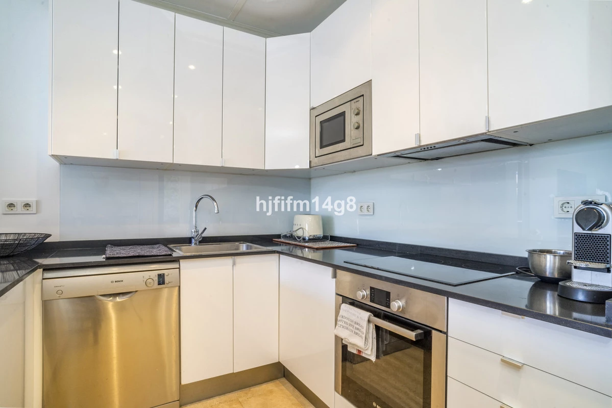 9-467d0cee5b725f3ef65f102a0c2e69c0