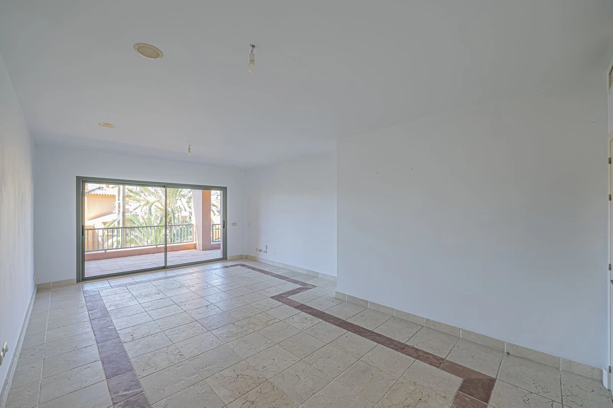 2-5bd7b9d04b45e33852eaf0ec6670150d