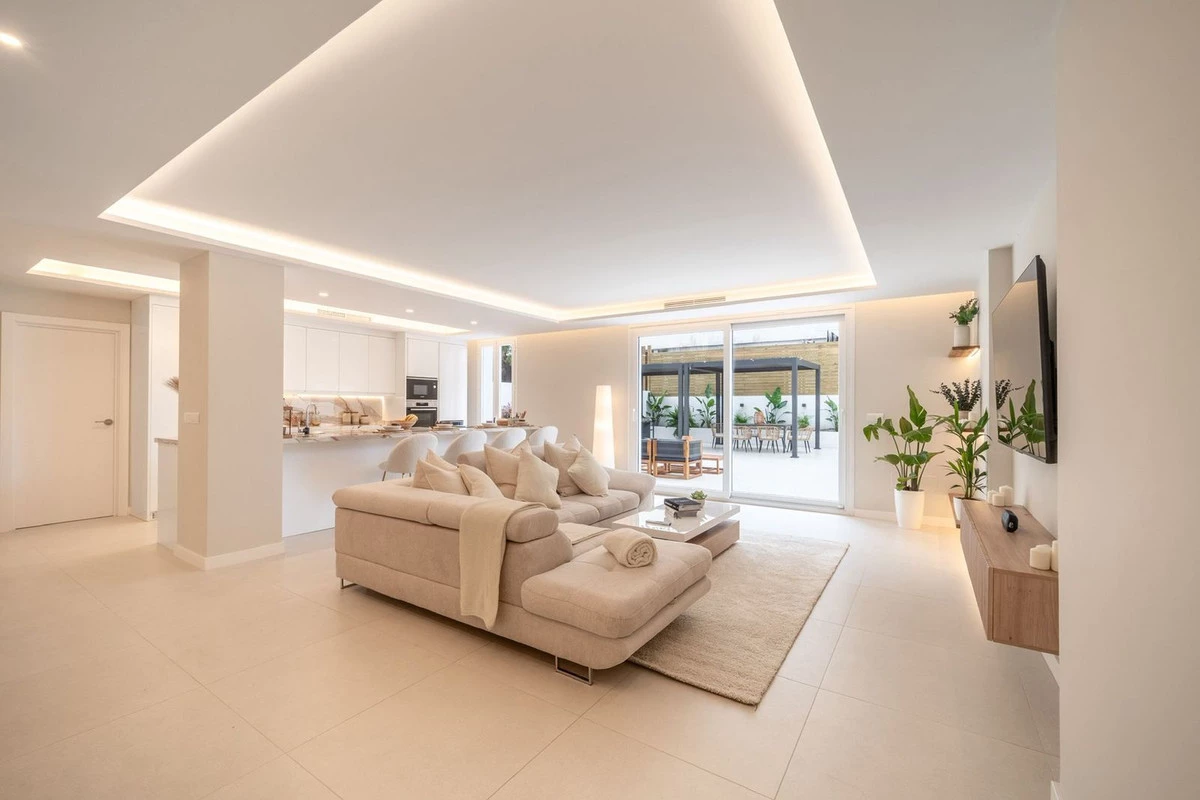 1-7980e48d732b6fc85c14b43b94d2aa54