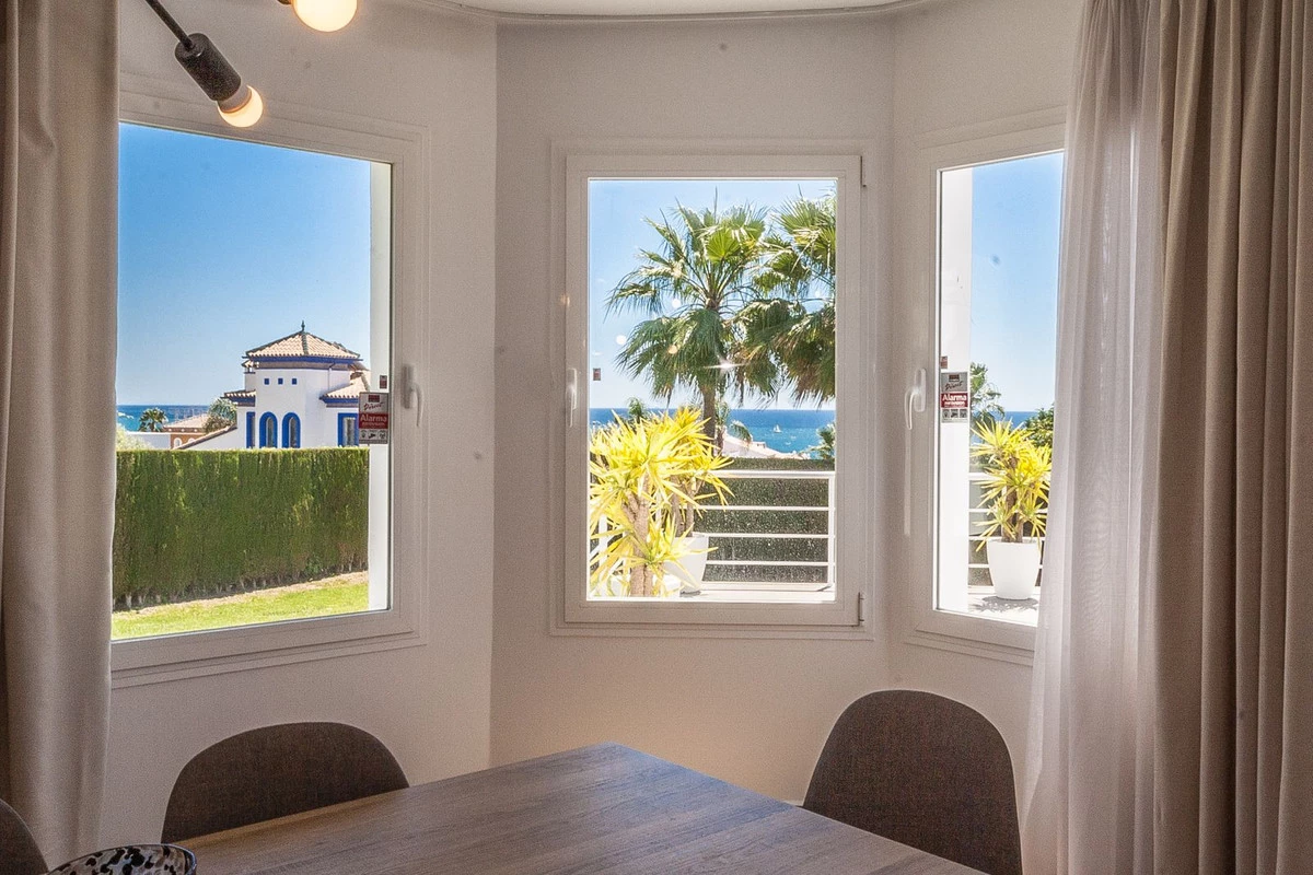 9-467d0cee5b725f3ef65f102a0c2e69c0