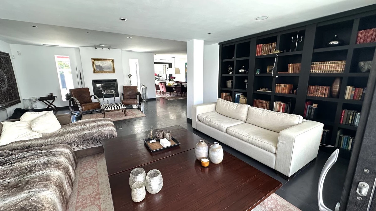 2-5bd7b9d04b45e33852eaf0ec6670150d