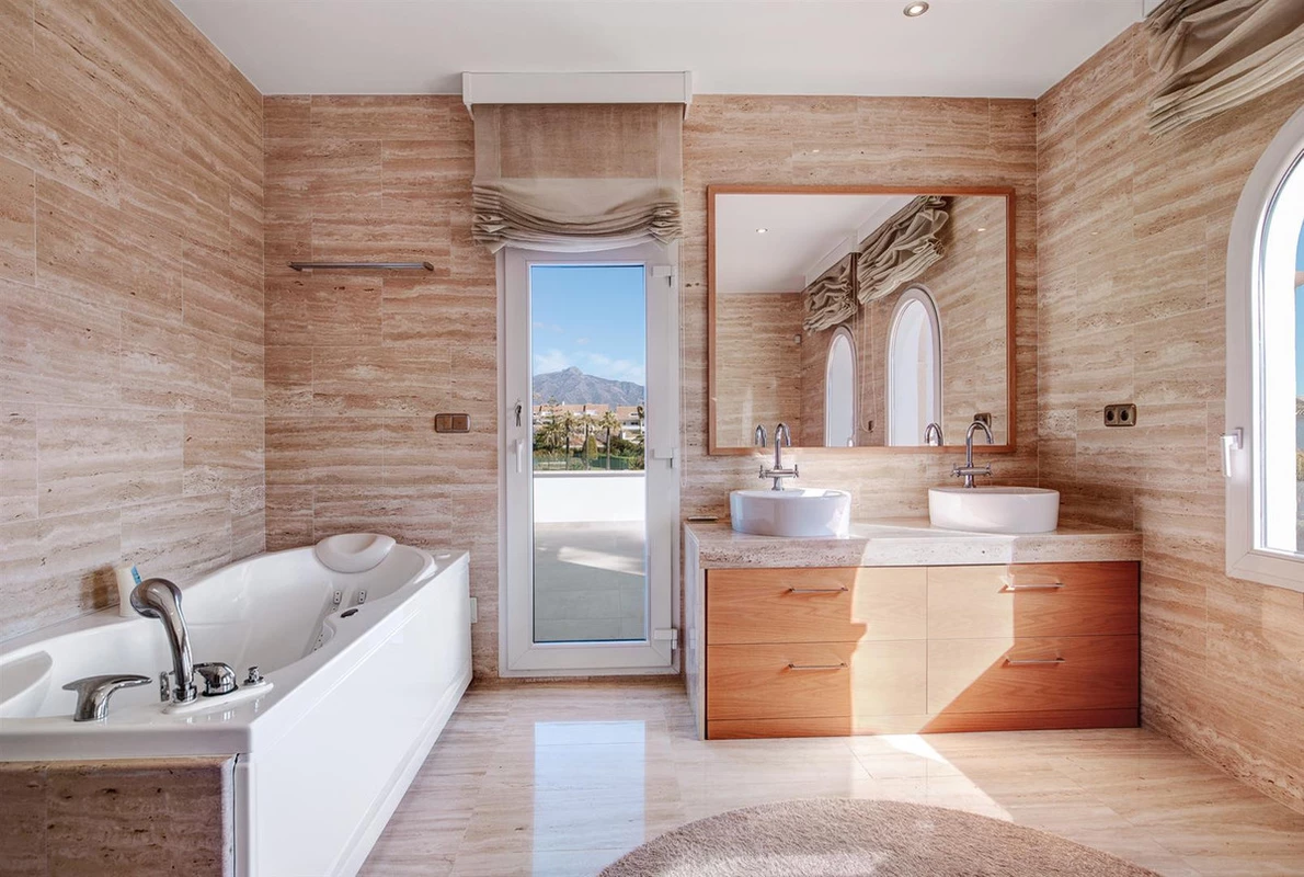 6-241328e1bcc9c0d8ce1222beb6c967a8