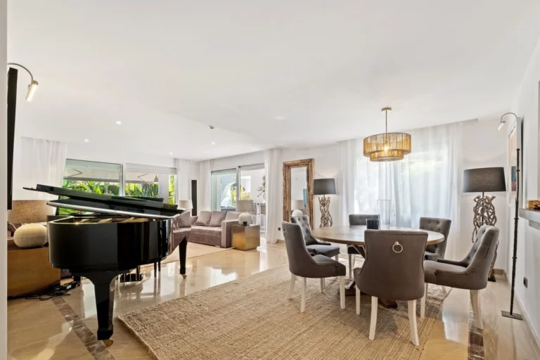 R5181655 | Ground Floor Apartment in Marbella – € 695,000 – 2 beds, 2 baths