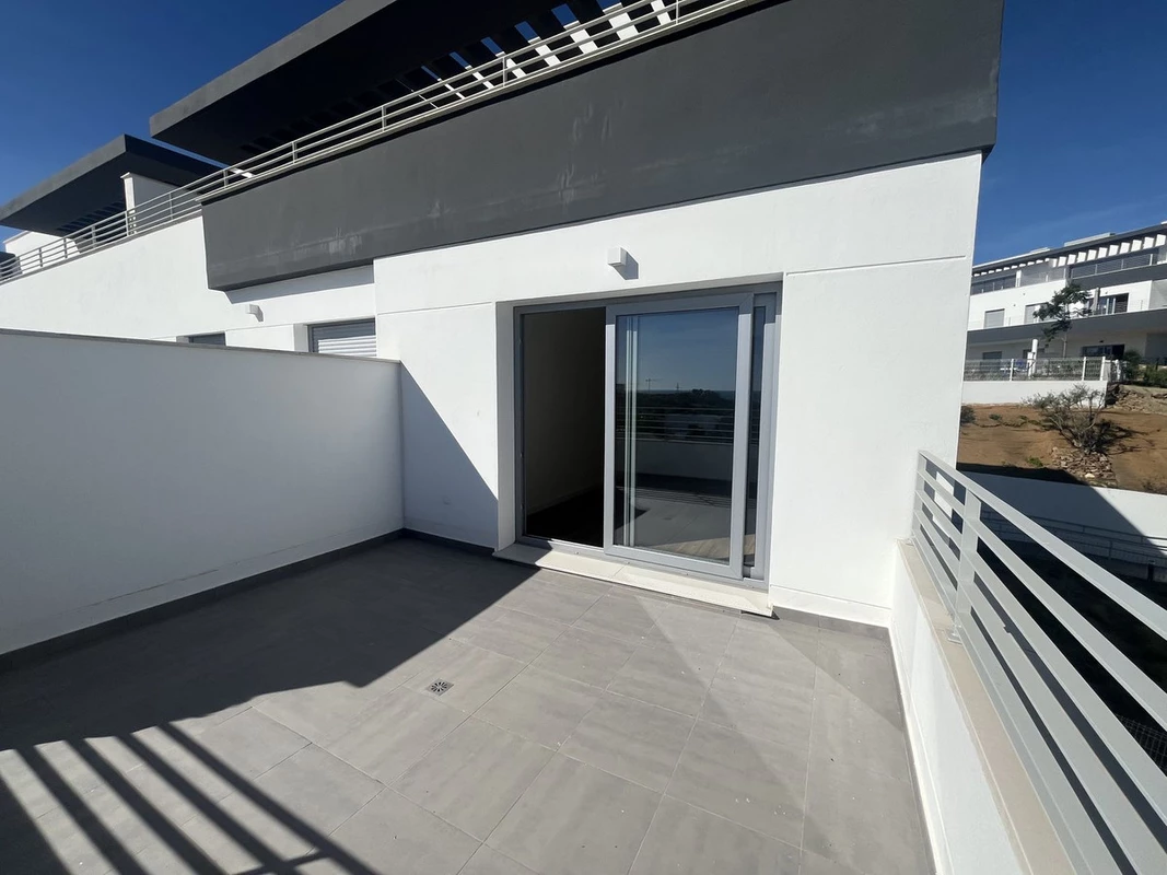 4-c23c0f86247804fa50226aecd8b0b2c8