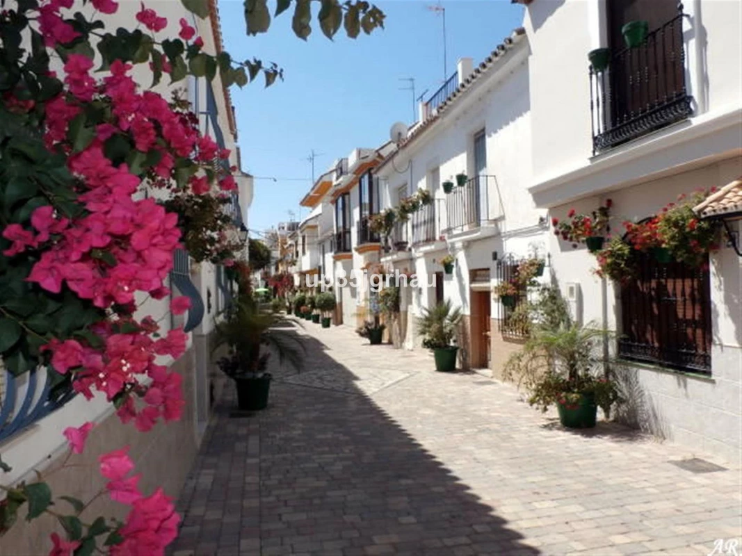 6-241328e1bcc9c0d8ce1222beb6c967a8