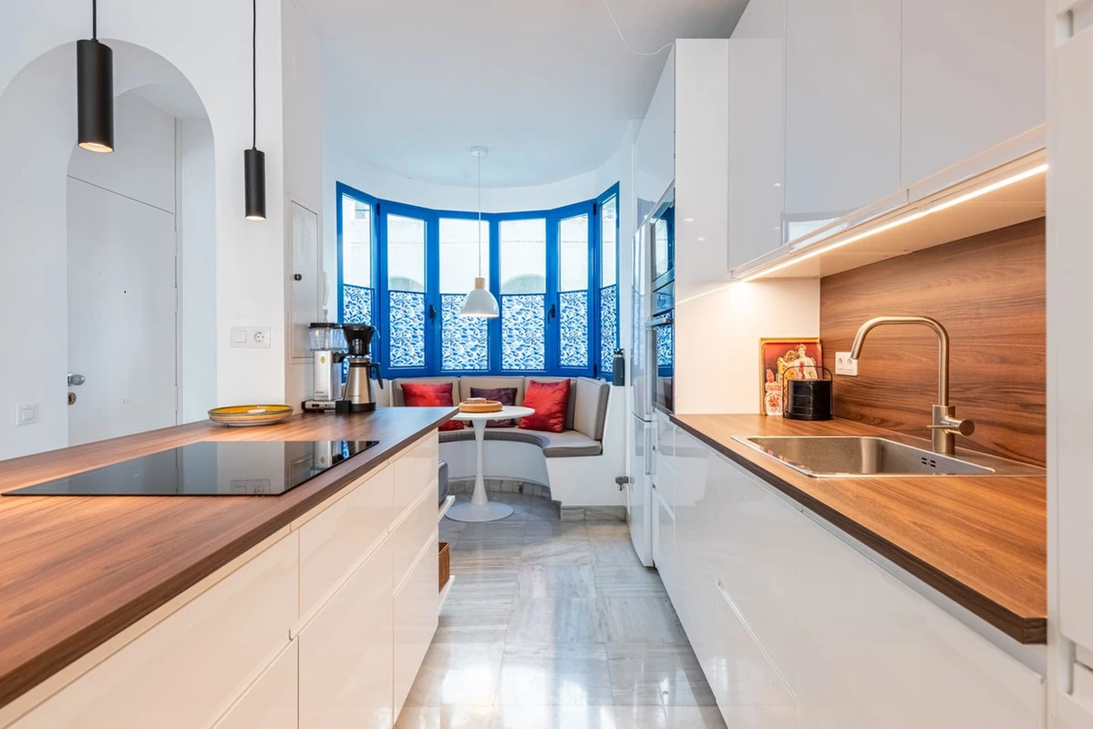 2-5bd7b9d04b45e33852eaf0ec6670150d