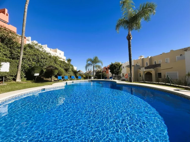 R5233312 | Ground Floor Apartment in Casares Playa – € 320,000 – 2 beds, 2 baths