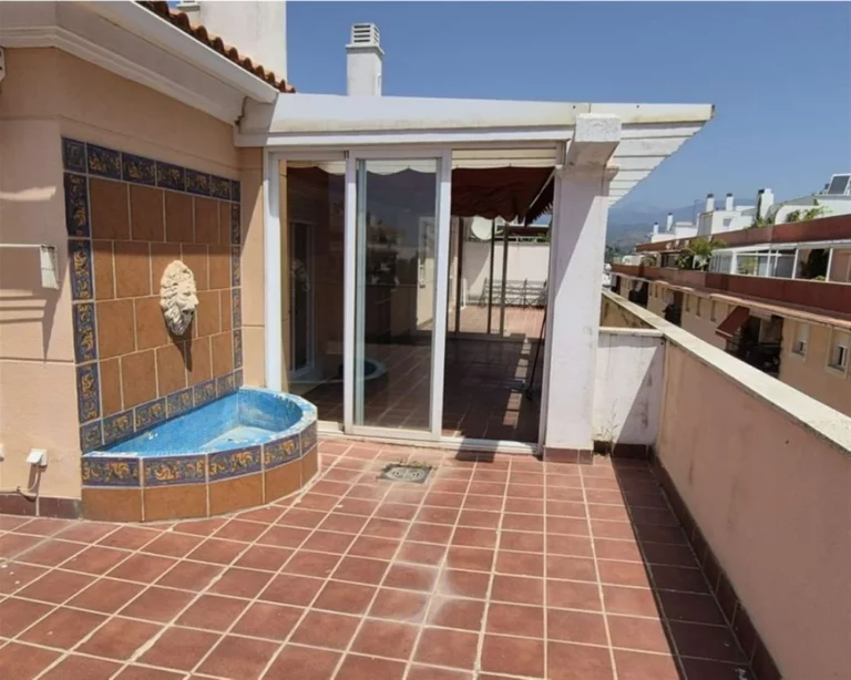 R5108824 | Penthouse in San Pedro de Alcántara – € 639,000 – 3 beds, 2 baths