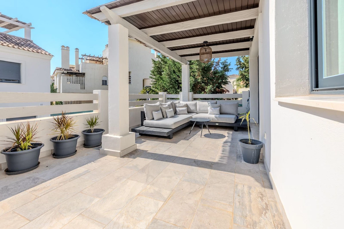 9-467d0cee5b725f3ef65f102a0c2e69c0