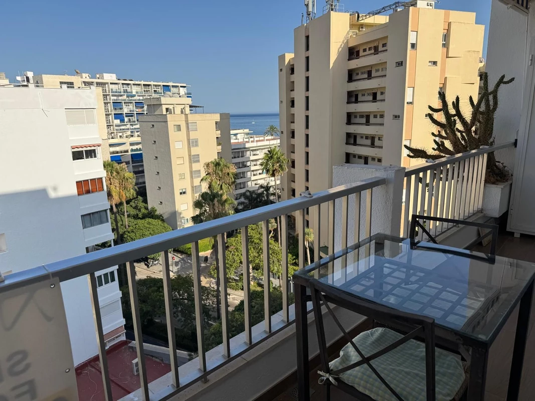 2-5bd7b9d04b45e33852eaf0ec6670150d