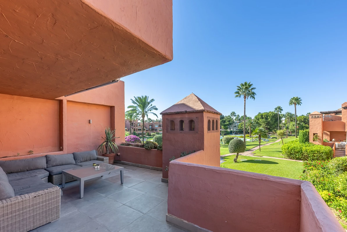 8-e64a9055bba3e77ac8aca3b893cdf826