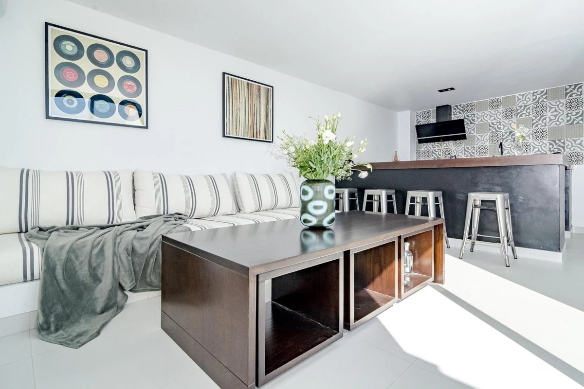 7-aa4cc561180b369757c0bb4af9886cd3