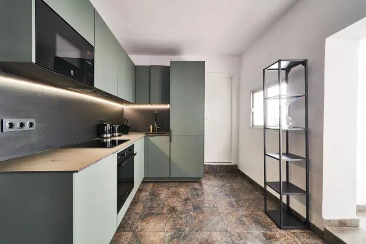 8-e64a9055bba3e77ac8aca3b893cdf826