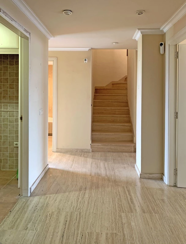 7-aa4cc561180b369757c0bb4af9886cd3