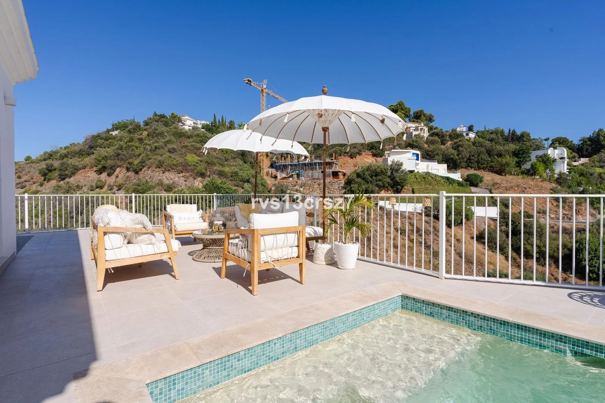 2-5bd7b9d04b45e33852eaf0ec6670150d