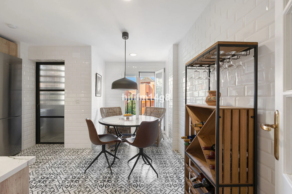 6-241328e1bcc9c0d8ce1222beb6c967a8