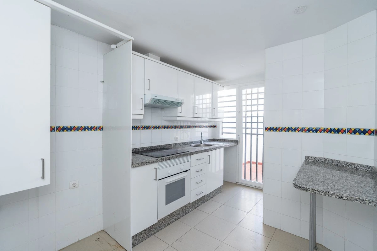 4-c23c0f86247804fa50226aecd8b0b2c8