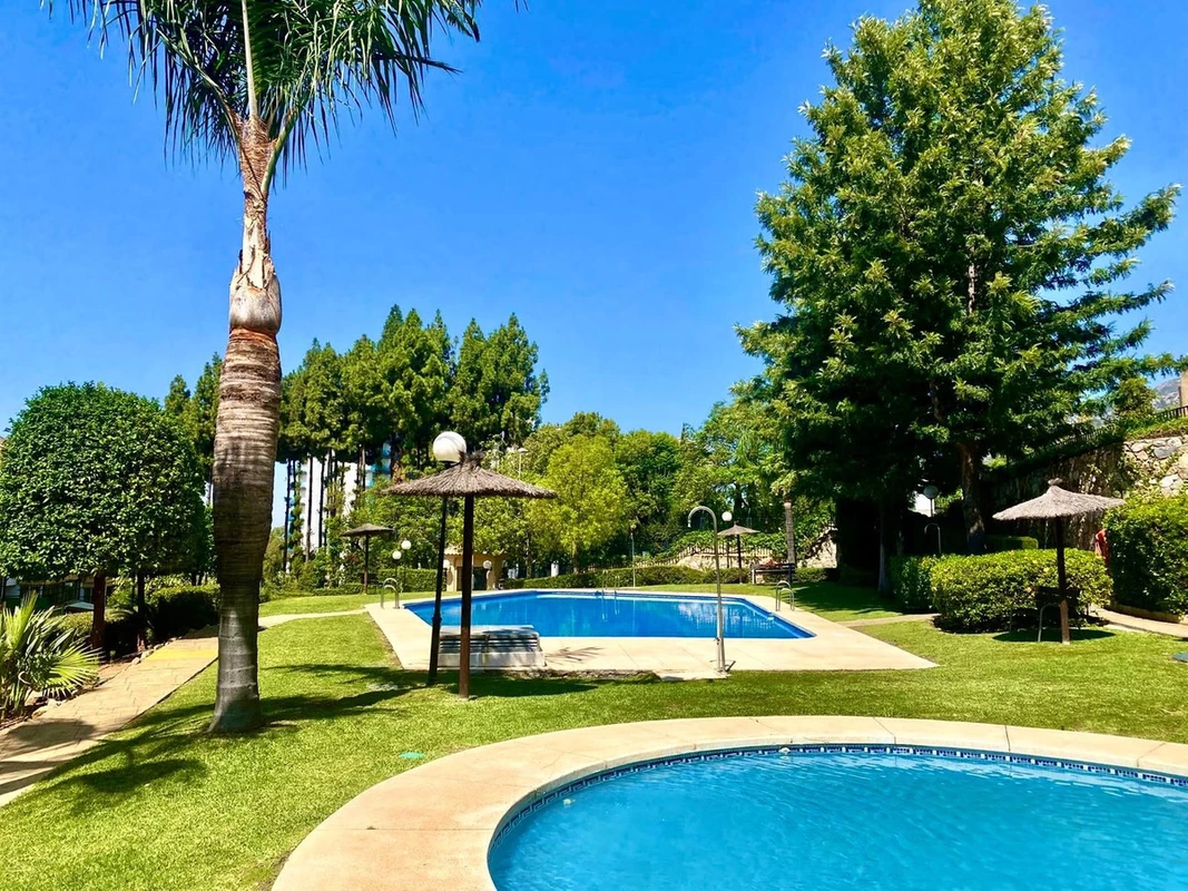 8-e64a9055bba3e77ac8aca3b893cdf826