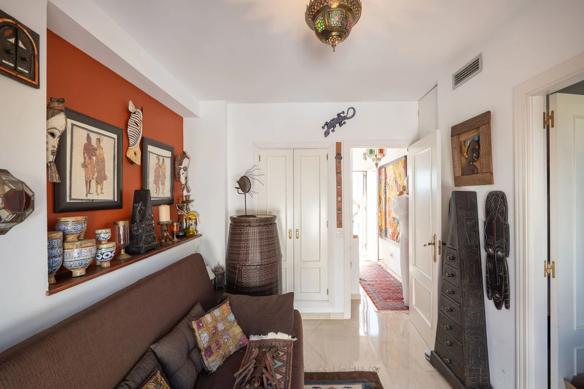 9-467d0cee5b725f3ef65f102a0c2e69c0