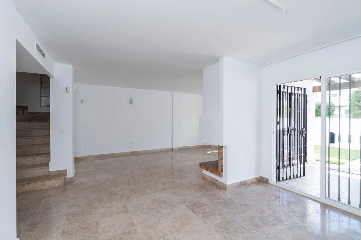 8-e64a9055bba3e77ac8aca3b893cdf826