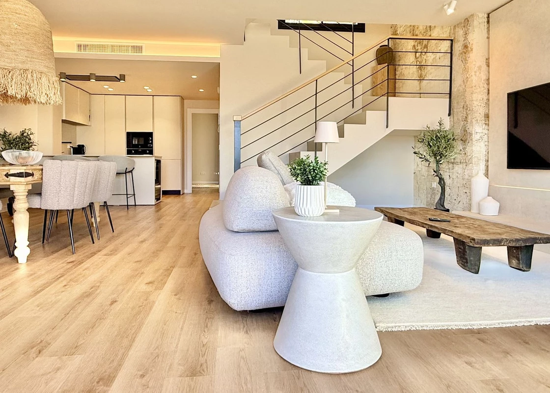 9-467d0cee5b725f3ef65f102a0c2e69c0