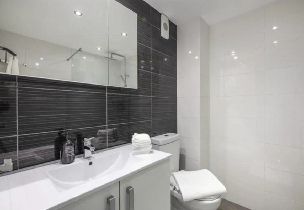 8-e64a9055bba3e77ac8aca3b893cdf826