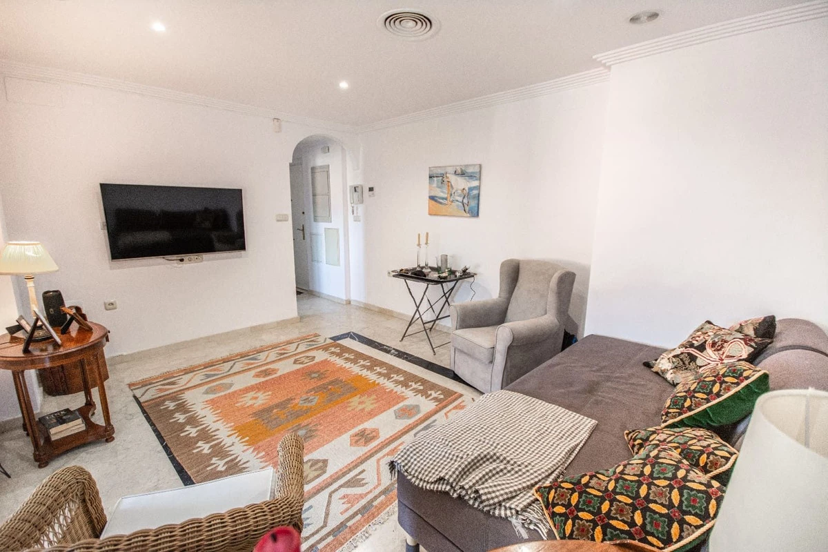 9-467d0cee5b725f3ef65f102a0c2e69c0