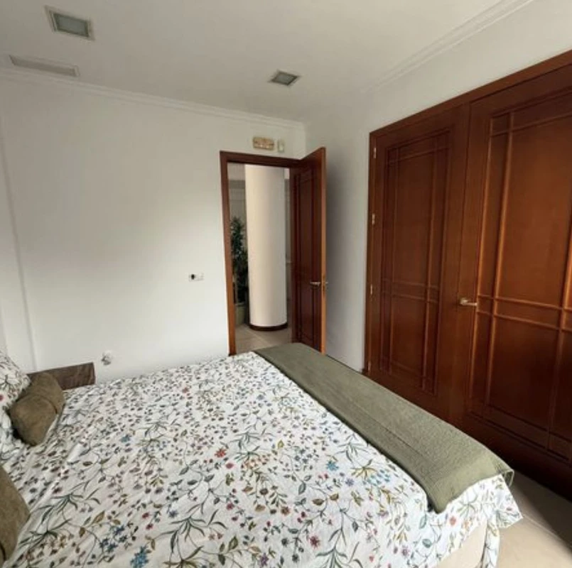 8-e64a9055bba3e77ac8aca3b893cdf826