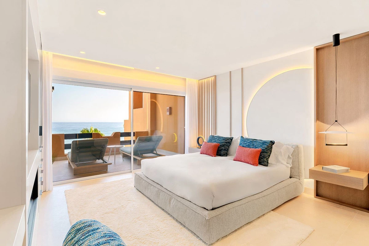 4-c23c0f86247804fa50226aecd8b0b2c8