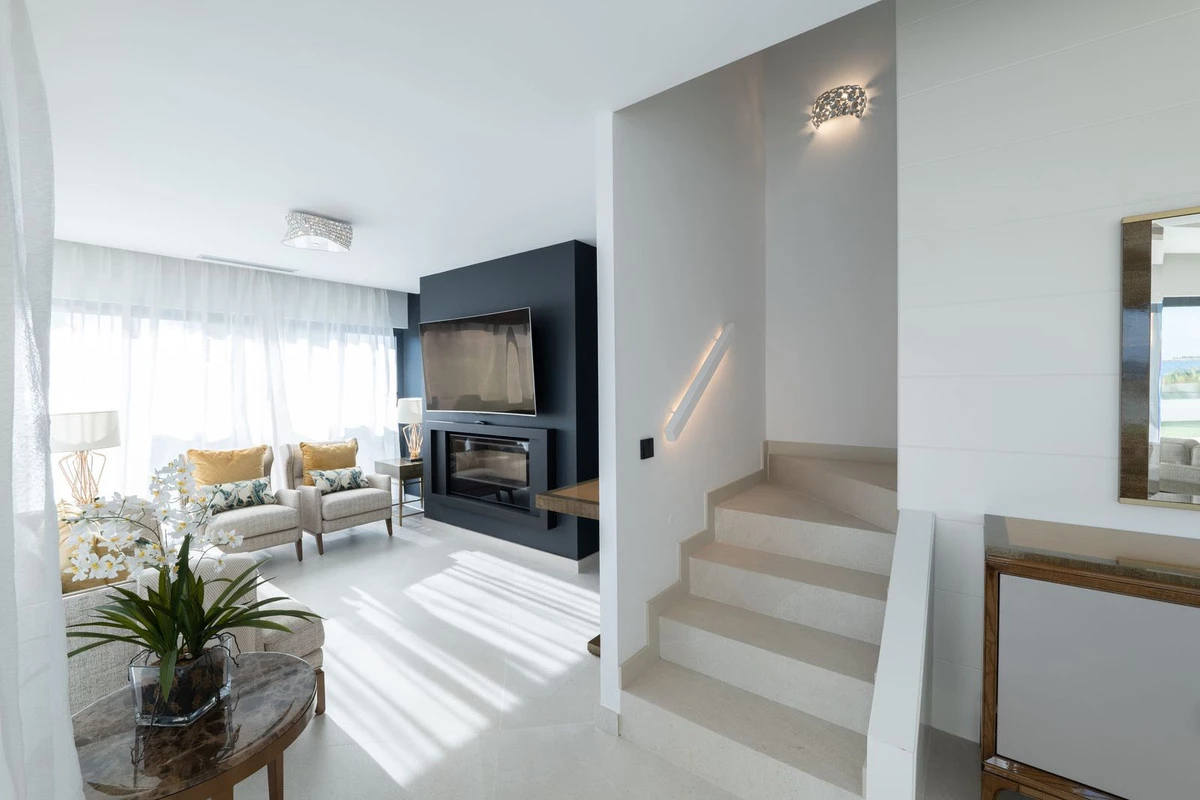 8-e64a9055bba3e77ac8aca3b893cdf826