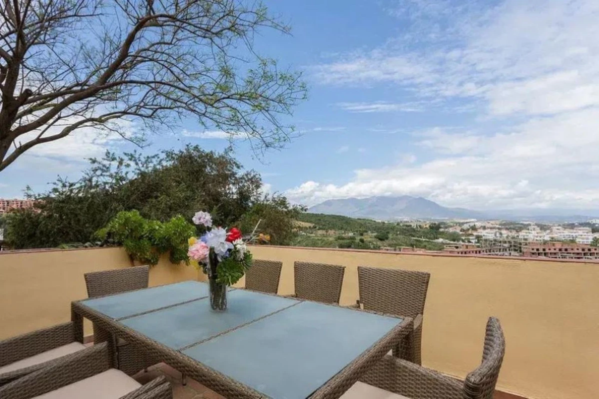 2-5bd7b9d04b45e33852eaf0ec6670150d