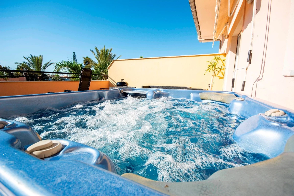 1-7980e48d732b6fc85c14b43b94d2aa54