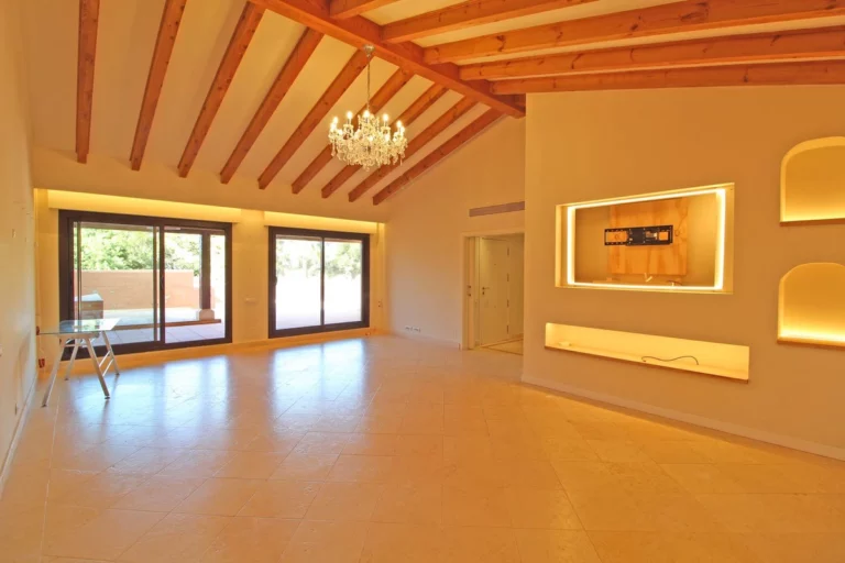 R5210857 | Penthouse in Guadalmina Baja – € 1,895,000 – 4 beds, 3 baths