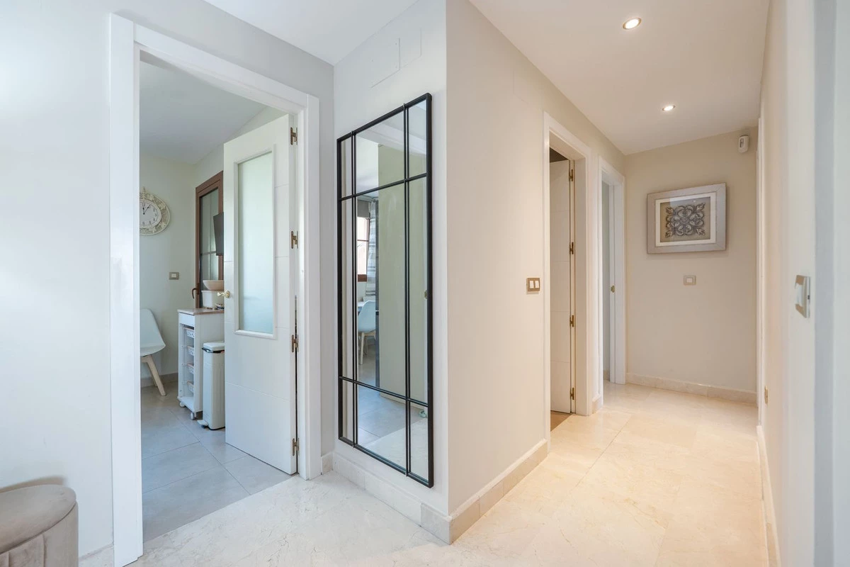 2-5bd7b9d04b45e33852eaf0ec6670150d