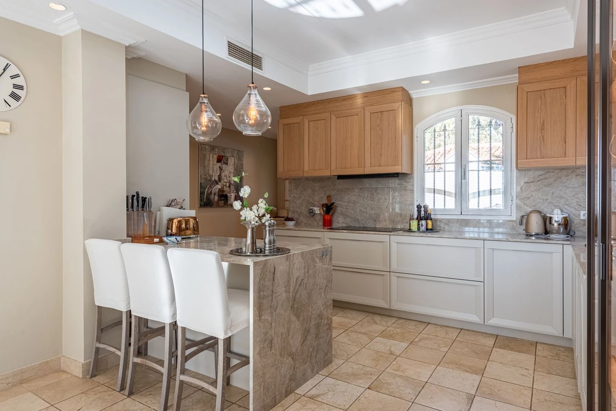 6-241328e1bcc9c0d8ce1222beb6c967a8