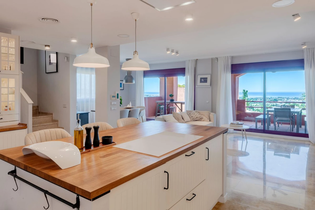 7-aa4cc561180b369757c0bb4af9886cd3