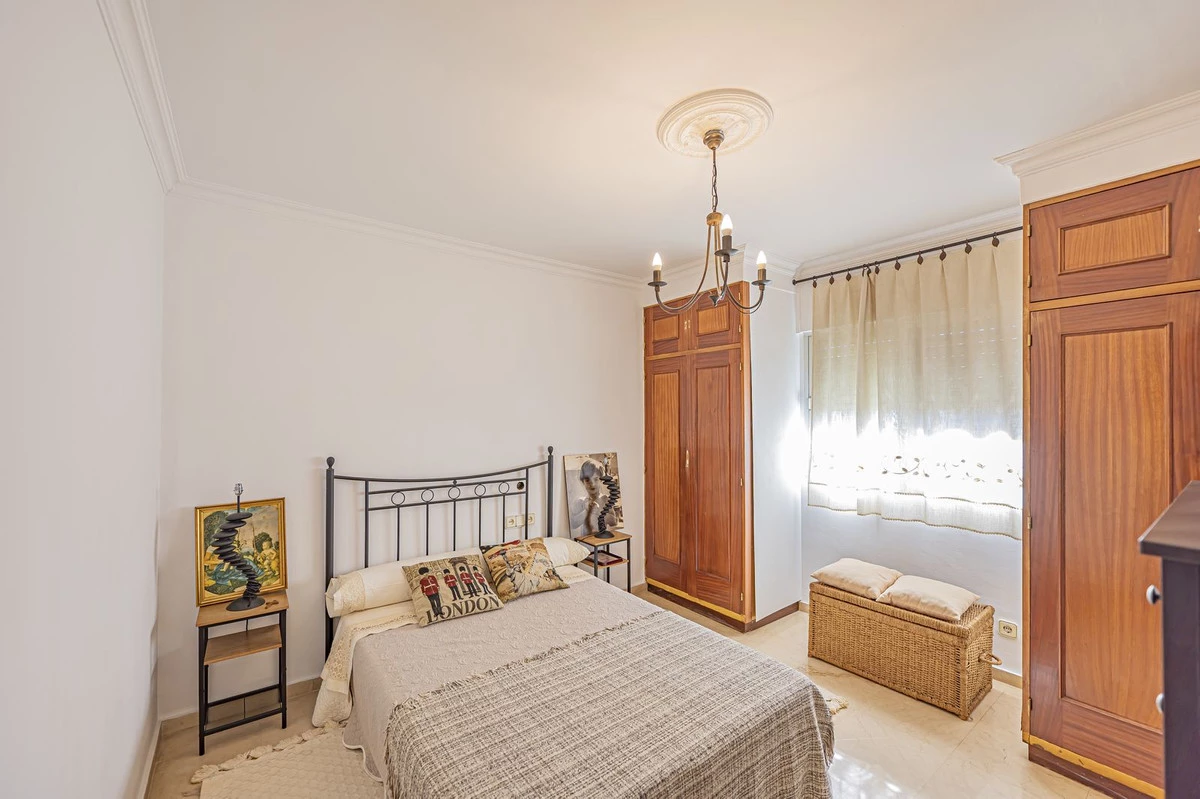 8-e64a9055bba3e77ac8aca3b893cdf826