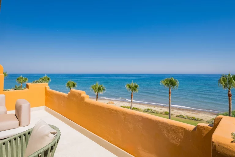 R5114335 | Middle Floor Apartment in Estepona – € 3,695,000 – 4 beds, 4 baths