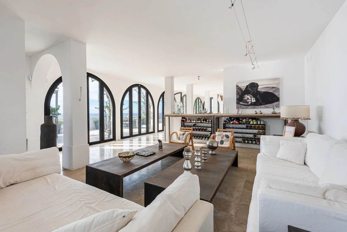 8-e64a9055bba3e77ac8aca3b893cdf826