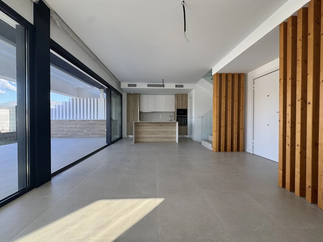 2-5bd7b9d04b45e33852eaf0ec6670150d