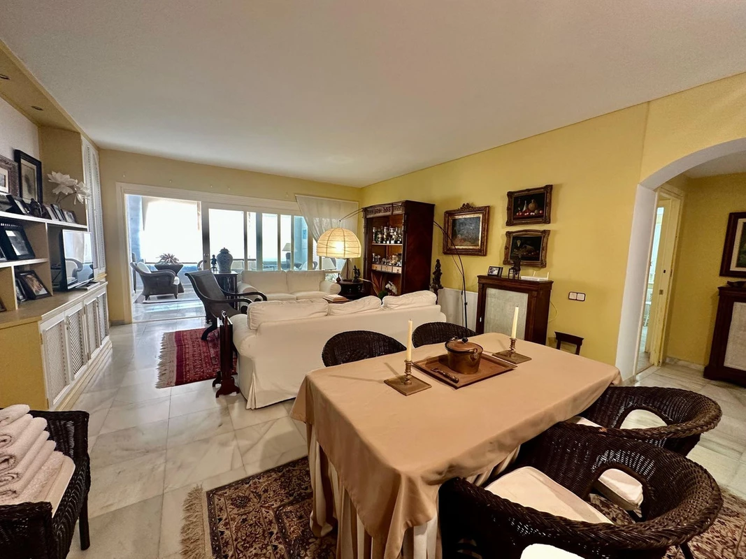 2-5bd7b9d04b45e33852eaf0ec6670150d