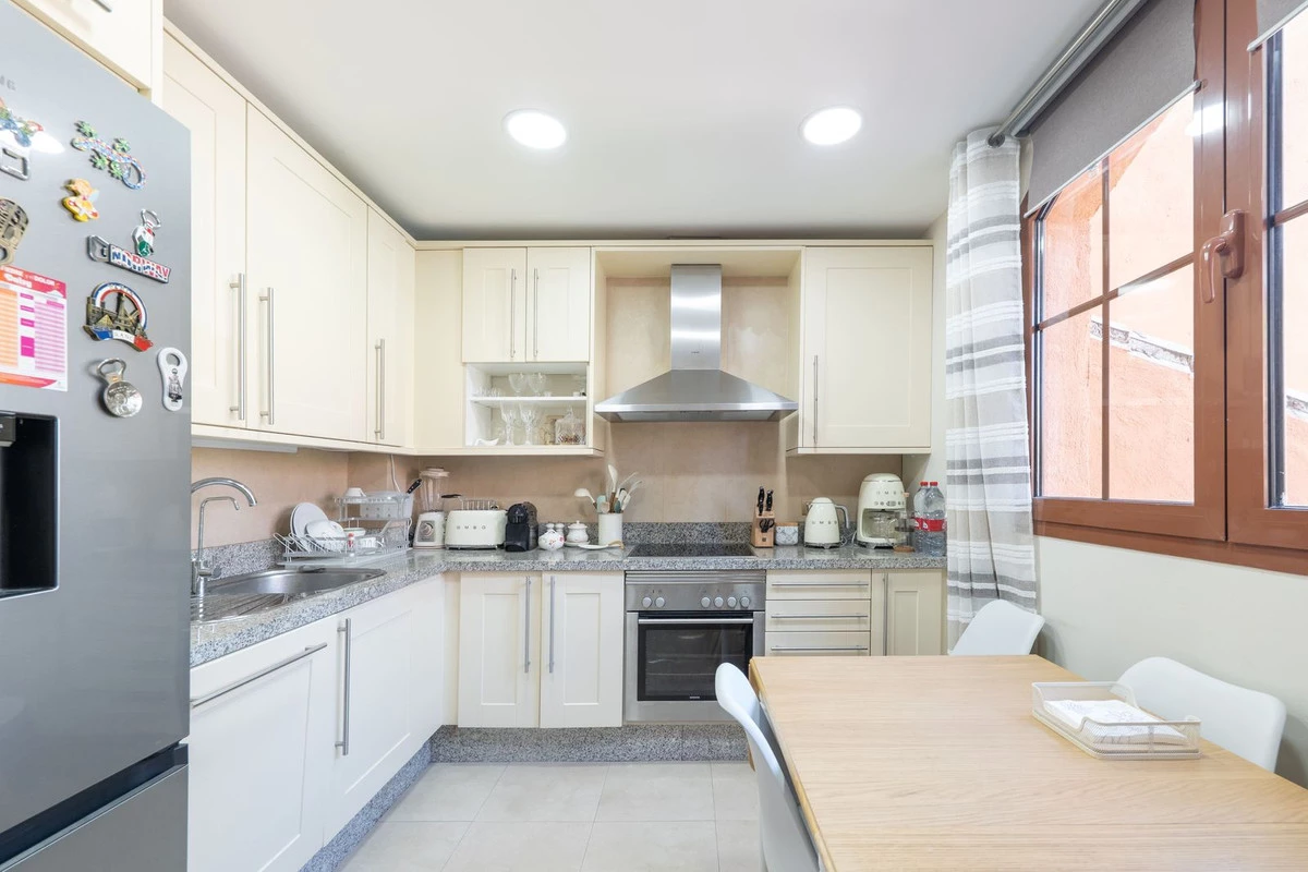 3-e898b2bb2a2fdfd06d2c39894dce8316